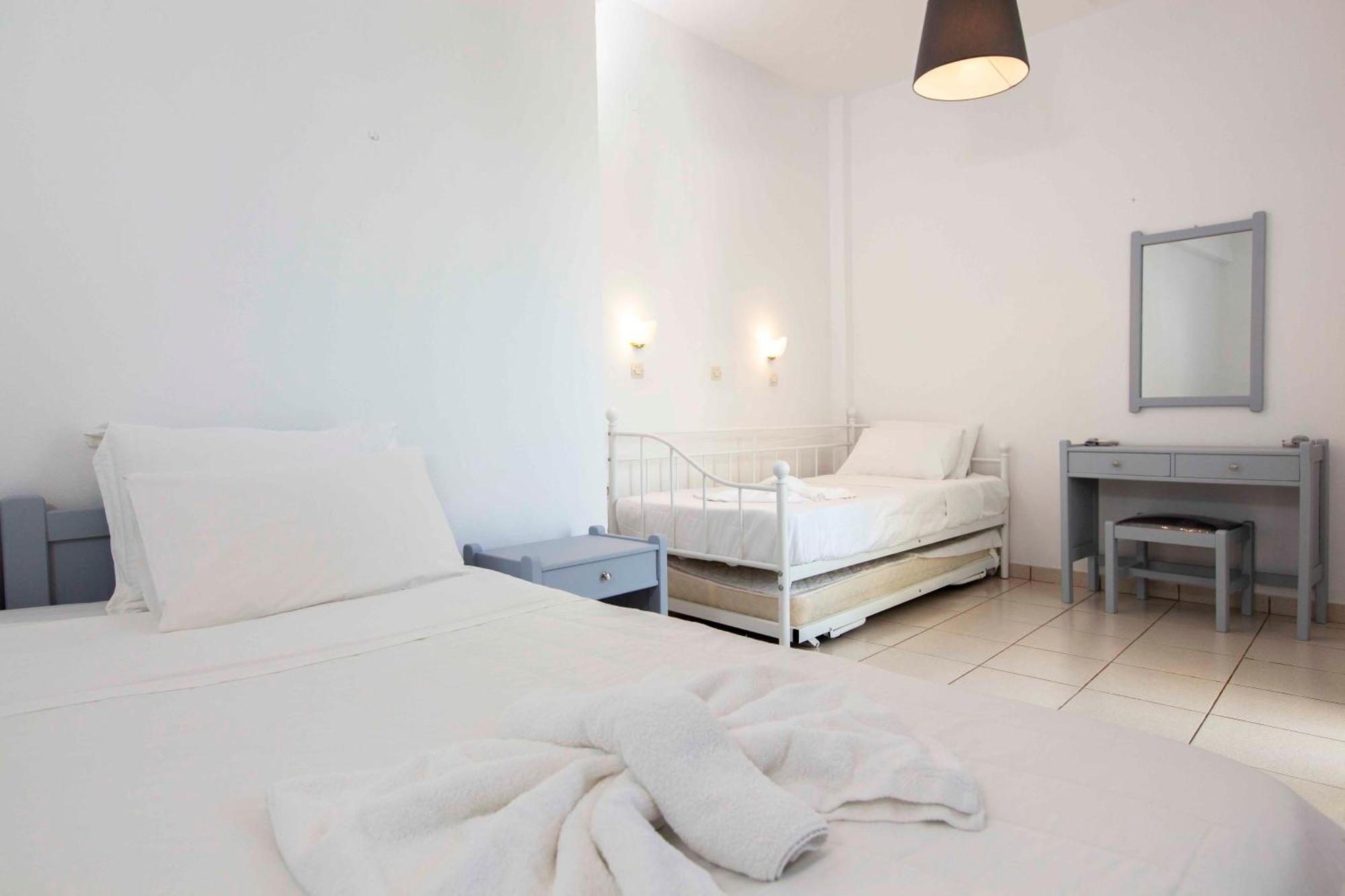 Kontogoni Rooms Элафонисси Экстерьер фото